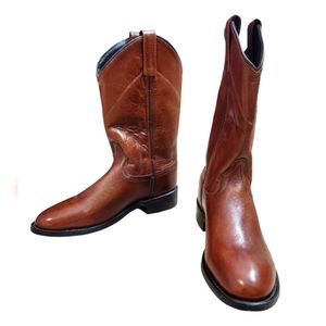 Old West cowboy boots